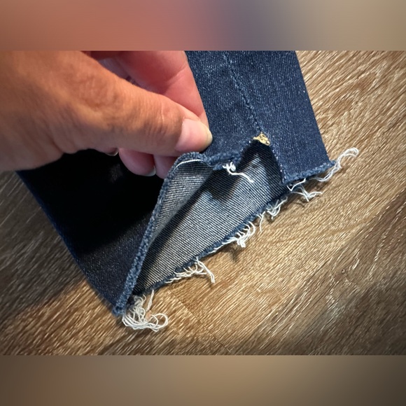 7 for  All Mankind womens Ankle Gwenevere Jean, 23, Blue women size 27 - Picture 3 of 13